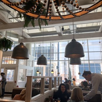 Maplewood Kitchen and Bar - Indoor Seating - Breakfast & Brunch Near Me - Cincinnati, Ohio Maplewood Kitchen and Bar - Indoor Seating - Breakfast & Brunch Near Me - Cincinnati, Ohio