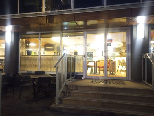 Good Eats Cafe by null