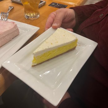 Cheesecakes Unlimited - Lemon - Seafood Near Me - Redding, California