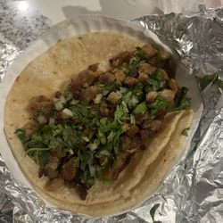 Tacos Maya - Fried pork taco