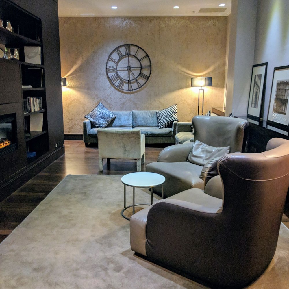 Crowne Plaza Rome - St. Peter's - Lobby waiting spaces - Hotels Near Me - Rome, RM Crowne Plaza Rome - St. Peter's - Lobby waiting spaces - Hotels Near Me - Rome, RM
