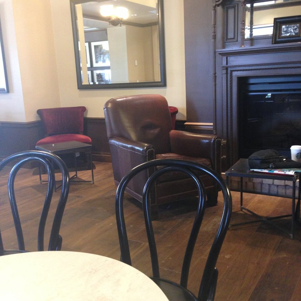 Starbucks - Coffee & Tea Near Me - Toronto, Ontario