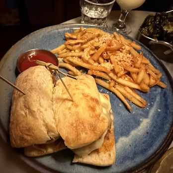 Blind Butcher - Wagyu beef burger - New American Near Me - San Francisco, California