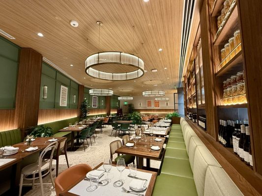 Eataly - Aventura by null