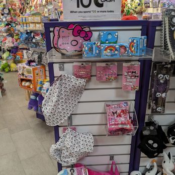 Claire's Boutique - Hello Kitty bucket hats - Arts & Crafts Near Me - Oakville, Ontario