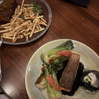 Saint & Second - Steak frites, pan seared salmon - Breakfast & Brunch Near Me - Woodland Hills, California Saint & Second - Steak frites, pan seared salmon - Breakfast & Brunch Near Me - Woodland Hills, California