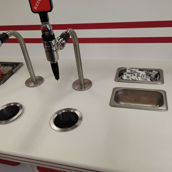 In-N-Out Burger - Burgers Near Me - Monrovia, California In-N-Out Burger - Burgers Near Me - Monrovia, California