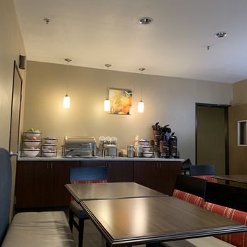 The Atrium Hotel - Breakfast room - Hotels Near Me - San Bruno, California The Atrium Hotel - Breakfast room - Hotels Near Me - San Bruno, California