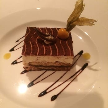 Al Porto - Tiramisu - Italian Near Me - Vancouver, British Columbia
