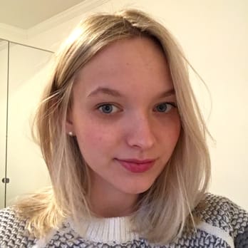 Studio 34 Hair Salon - Classic blonde collarbone length lob by Tyger. (Photo taken 4 days after initial cut/color) - Hair Salons Near Me - New York, New York