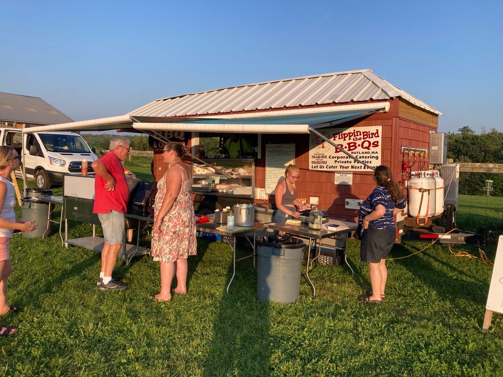Flippin' The Bird BBQ Logo