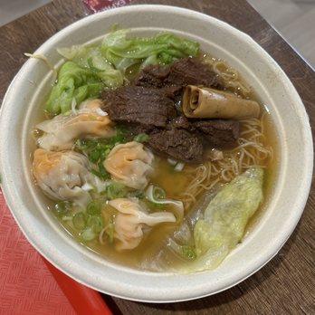 Rice Roll Express - Beef brisket wonton noodle soup - Chinese Near Me - San Francisco, California Rice Roll Express - Beef brisket wonton noodle soup - Chinese Near Me - San Francisco, California