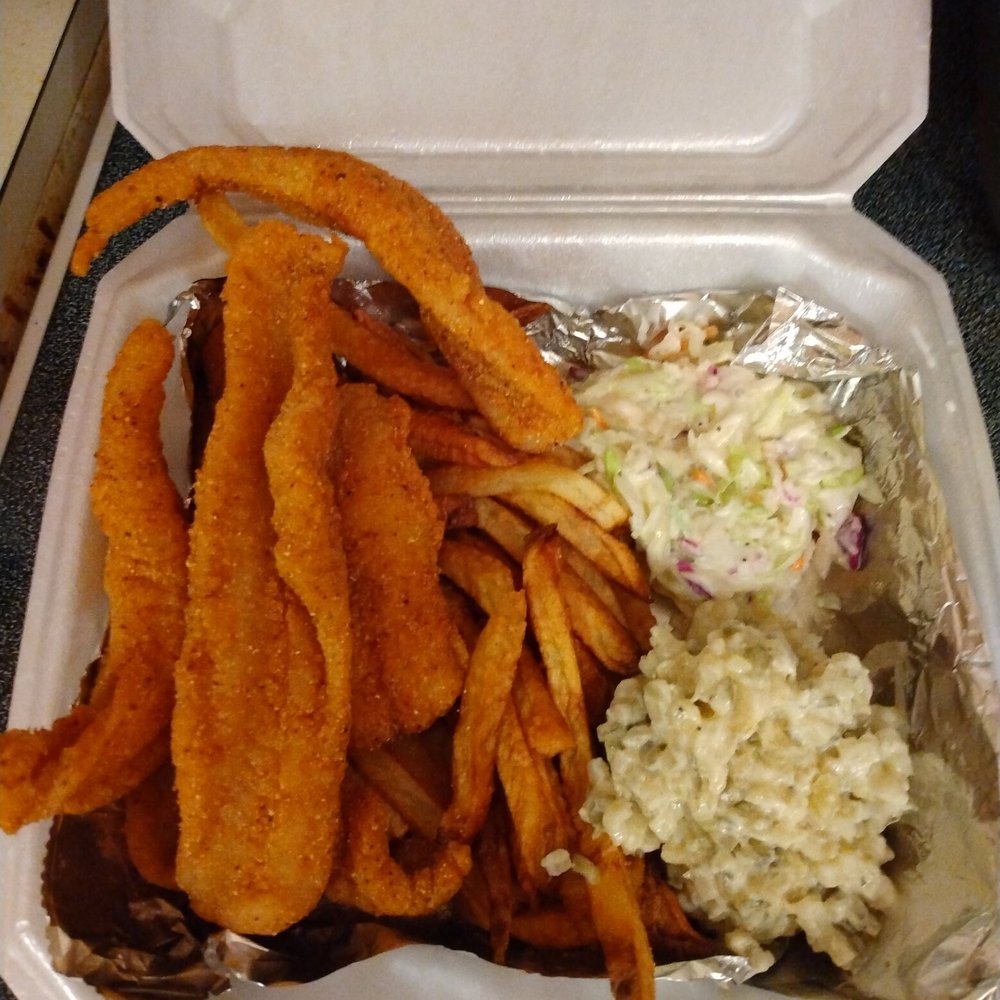 Bear's Den Diner - Full order with slaw and tarter sauce. - Burgers Near Me - Nocona, Texas Bear's Den Diner - Full order with slaw and tarter sauce. - Burgers Near Me - Nocona, Texas