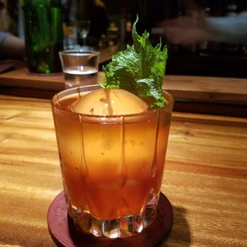 Bar Leather Apron - Imperial old fashion - Cocktail Bars Near Me - Honolulu, Hawaii