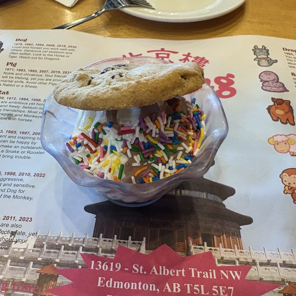 Beijing House Buffet - Cream - Buffets Near Me - Edmonton, Alberta