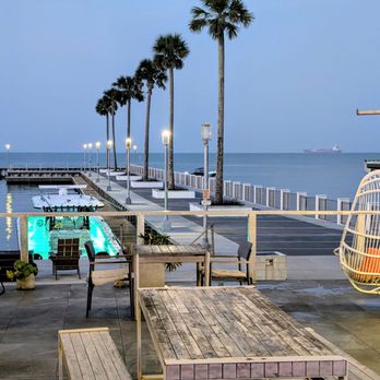 Pier 6 - Seafood Near Me - San Leon, Texas Pier 6 - Seafood Near Me - San Leon, Texas