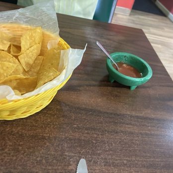 Las Potras Mexican Restaurant - Salsa and chips - Mexican Near Me - Granby, Connecticut Las Potras Mexican Restaurant - Salsa and chips - Mexican Near Me - Granby, Connecticut