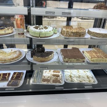 Haraz Coffee House - Desserts display - Coffee Roasteries Near Me - Ashburn, Virginia Haraz Coffee House - Desserts display - Coffee Roasteries Near Me - Ashburn, Virginia