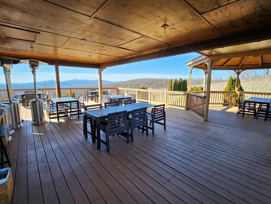 Fox Meadow Vineyards & Winery by null