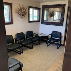 Loren Norman - Family Dental Care - Waiting room & bathrooms