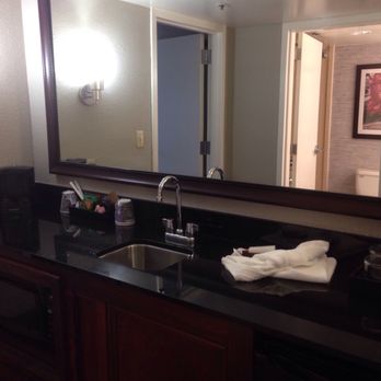 Embassy Suites by Hilton Brunswick - Bathroom - Hotels Near Me - Brunswick, Georgia Embassy Suites by Hilton Brunswick - Bathroom - Hotels Near Me - Brunswick, Georgia