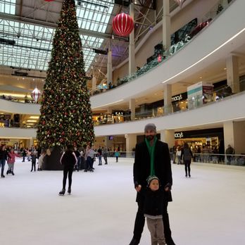 Lloyd Center Ice Rink - 2018 - Skating Rinks Near Me - Portland, Oregon Lloyd Center Ice Rink - 2018 - Skating Rinks Near Me - Portland, Oregon