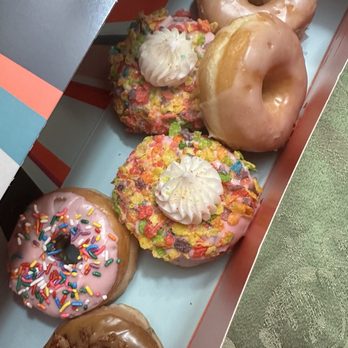 Everglazed Donuts - Small donut pack - Donuts Near Me - Tampa, Florida Everglazed Donuts - Small donut pack - Donuts Near Me - Tampa, Florida