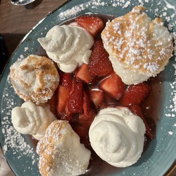 Reba's Place - Strawberry shortcake - American Near Me - Atoka, Oklahoma Reba's Place - Strawberry shortcake - American Near Me - Atoka, Oklahoma