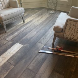 Juan Galaviz Remodeling - Wood floor