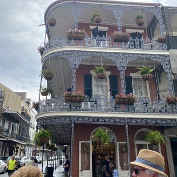 Ernie's Tours - Historical Tours Near Me - New Orleans, Louisiana Ernie's Tours - Historical Tours Near Me - New Orleans, Louisiana