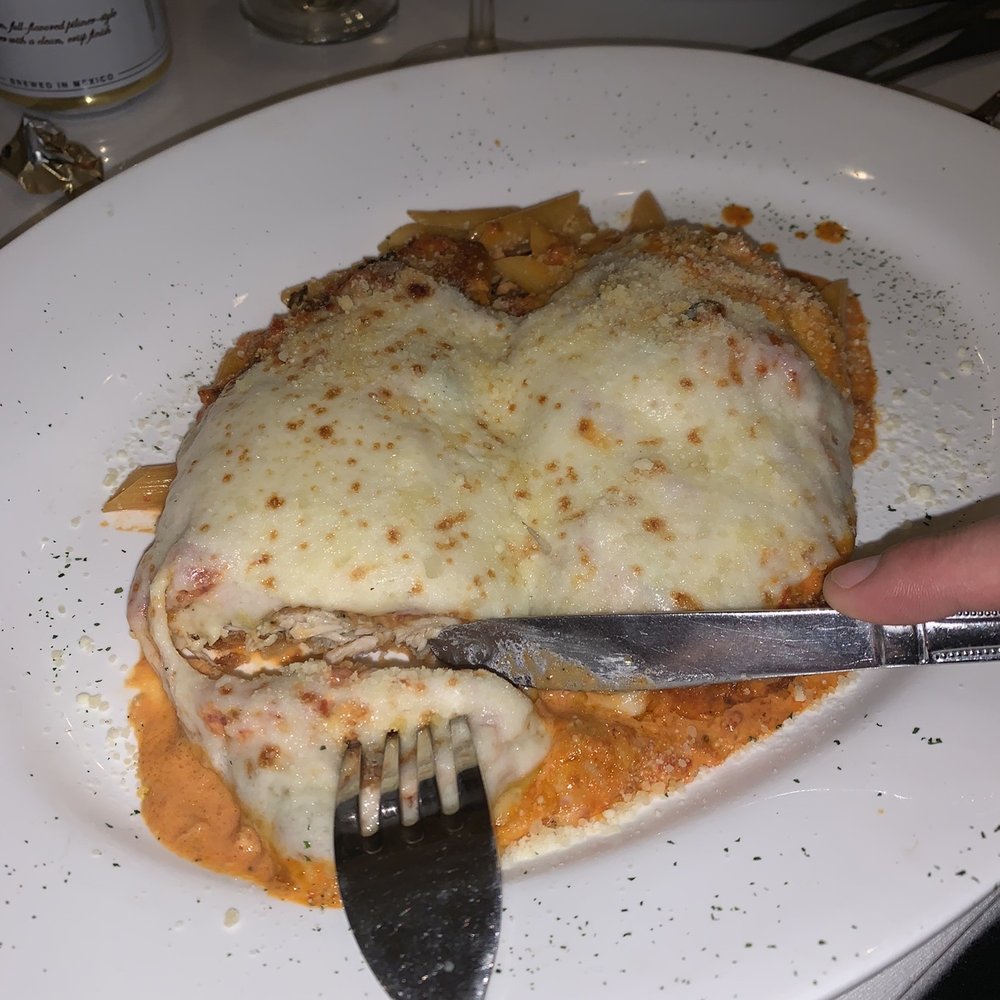 Bellissimo - Chicken parm vodka sauce - Italian Near Me - Montvale, New Jersey Bellissimo - Chicken parm vodka sauce - Italian Near Me - Montvale, New Jersey