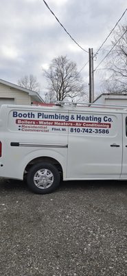 Booth Plumbing & Heating Co Logo