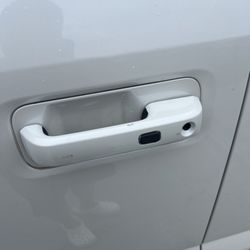 Universal Nissan - Driver door handle