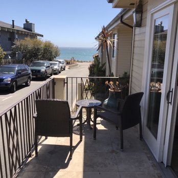Blue Dolphin Inn - Hotels Near Me - Cambria, California