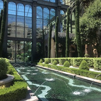 The Mansion - Hotels Near Me - Las Vegas, Nevada