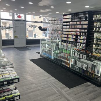 oakley smoke and vape OAKLEY SMOKE & VAPE - Updated May 2026 - 3726 Isabella Ave, Cincinnati,  Ohio - Vape Shops - Phone Number