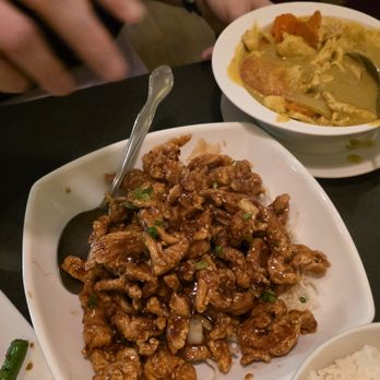 Uncle Lee’s Kitchen - Sesame Chicken and Jasmine White Rice - Chinese Near Me - Seattle, Washington Uncle Lee’s Kitchen - Sesame Chicken and Jasmine White Rice - Chinese Near Me - Seattle, Washington