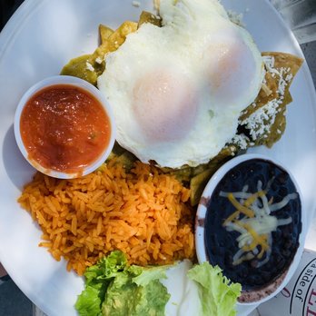 Swami's Cafe - Green chilaquiles - Juice Bars & Smoothies Near Me - Carlsbad, California Swami's Cafe - Green chilaquiles - Juice Bars & Smoothies Near Me - Carlsbad, California