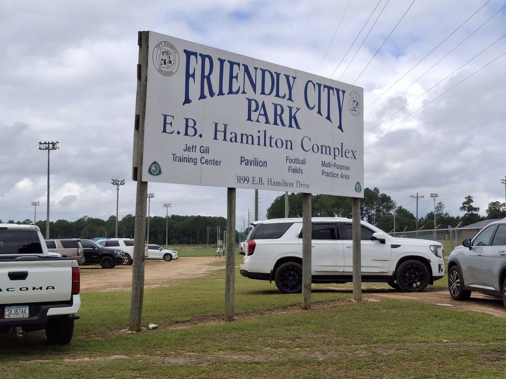 Social spots from Friendly City Park Pavilion