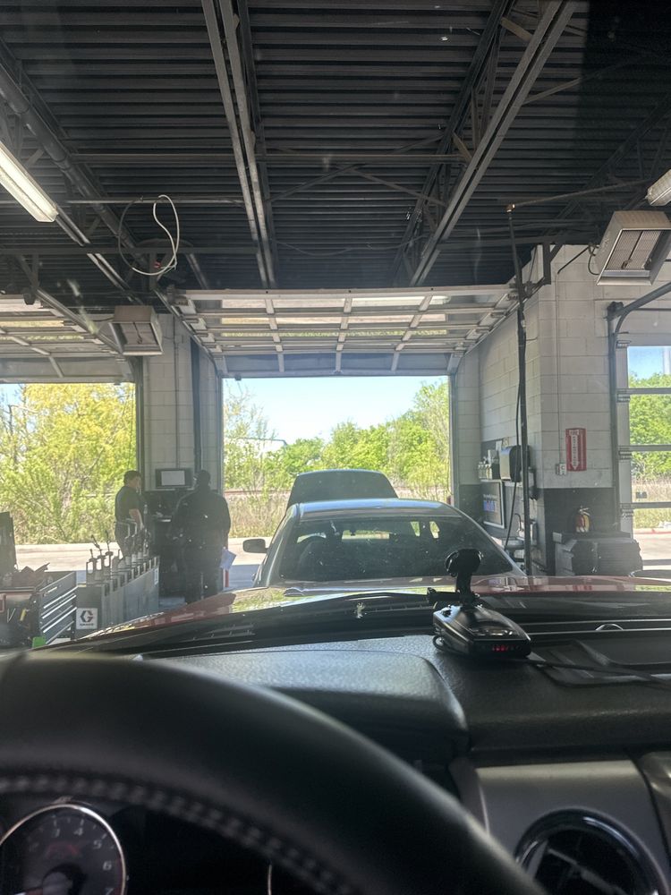 QUIK’S OIL CHANGE Updated June 2024 6211 Denton Hwy, Haltom City