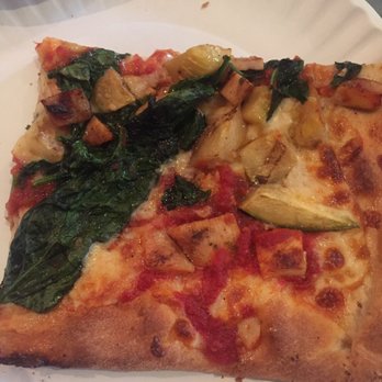 Layla Jones - Fajita Slice - Pizza Near Me - Brooklyn, New York Layla Jones - Fajita Slice - Pizza Near Me - Brooklyn, New York