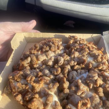 Pizza Hut - Triple beef personal pan pizza - Chicken Wings Near Me - Edwardsville, Illinois Pizza Hut - Triple beef personal pan pizza - Chicken Wings Near Me - Edwardsville, Illinois