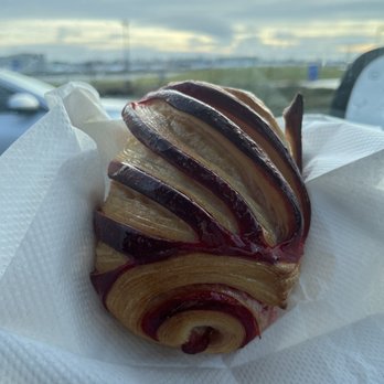 Touba Bakery - Raspberry and chocolate croissant - Bakeries Near Me - Everett, Washington