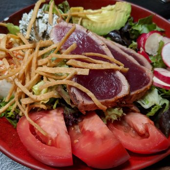 Maui Brewing - Ahi Cobb, delicious but you mix it or enjoy components as you desire. - Brewpubs Near Me - Lahaina, Hawaii Maui Brewing - Ahi Cobb, delicious but you mix it or enjoy components as you desire. - Brewpubs Near Me - Lahaina, Hawaii