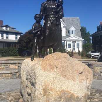 Gloucester City of - Fishermen's Wives Memorial - Elementary Schools Near Me - Gloucester, Massachusetts Gloucester City of - Fishermen's Wives Memorial - Elementary Schools Near Me - Gloucester, Massachusetts