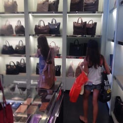 Prada Outlet - Boom!