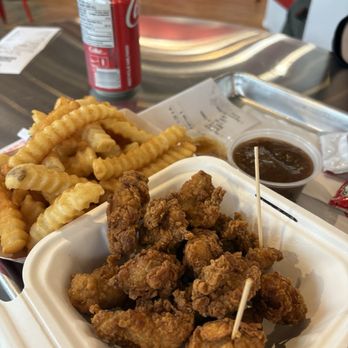 Rosie's Burgers - Fast Food Near Me - Toronto, Ontario