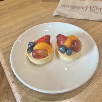 la Madeleine - Fresh Fruit Tarte - Breakfast & Brunch Near Me - Columbia, Maryland