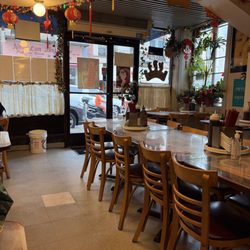 Golden Flower Vietnamese Restaurant