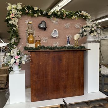 Floral Supply Syndicate - Wooden bar for events. Can be disassembled for easy storage! - Arts & Crafts Near Me - Los Angeles, California Floral Supply Syndicate - Wooden bar for events. Can be disassembled for easy storage! - Arts & Crafts Near Me - Los Angeles, California